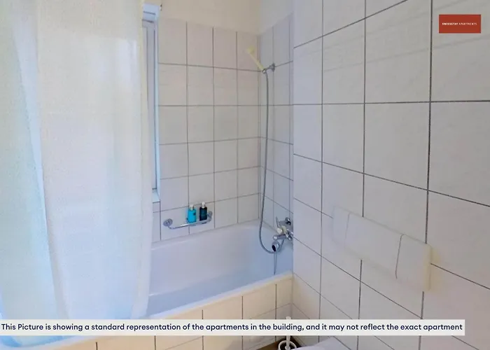 Simple And Warm On Koeschenruetistrasse Lägenhet *